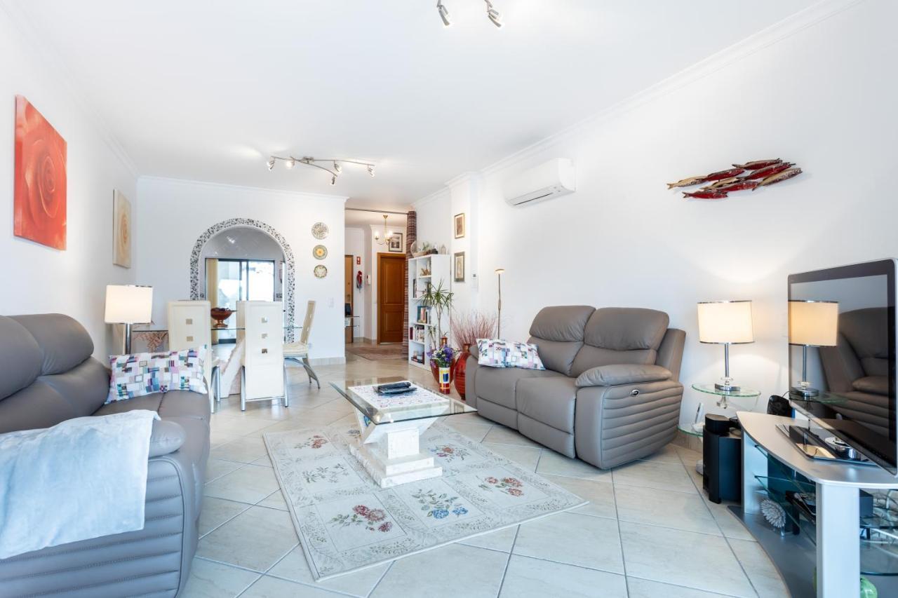 Great 2 Bedroom Apartment With Communal Pool ラゴス エクステリア 写真