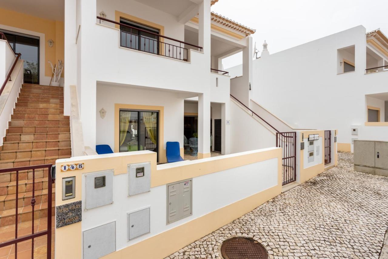 Great 2 Bedroom Apartment With Communal Pool ラゴス エクステリア 写真